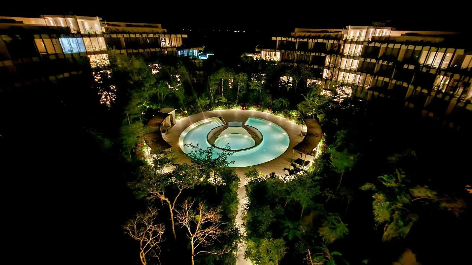 Temple Paradise Luxury Suites 6 Min From Beach Тулум 0*,